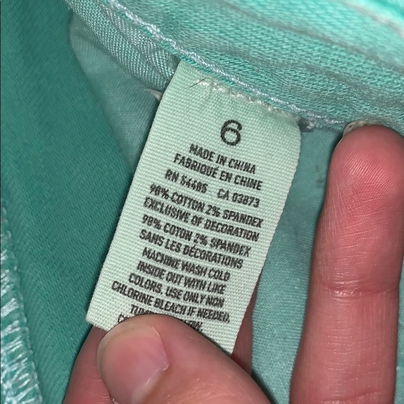 America Eagle shorts size 6 - Picture 2 of 3